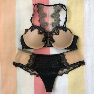 Victoria’s Secret lace bra set - brand new